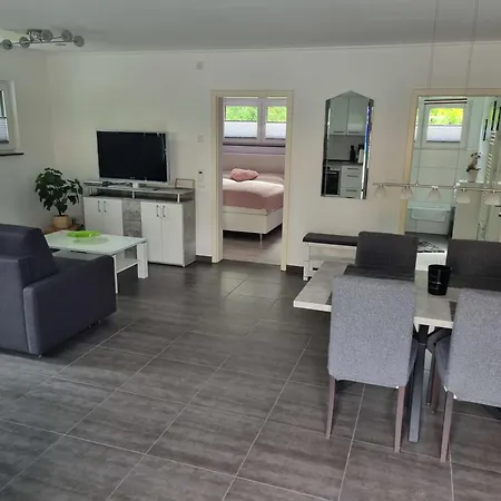 Liebos Apartment Furth (Hessen)